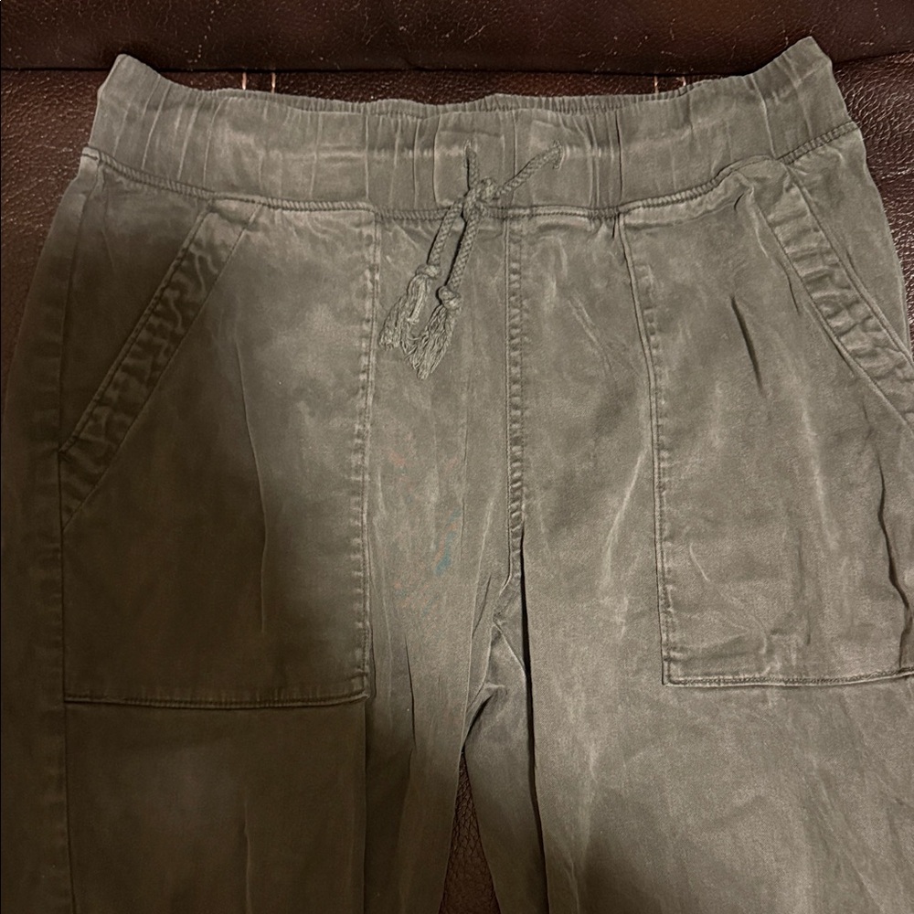 Bella Dahl Olive Size Small Pocket Joggers